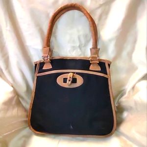 BAGGS Black/Tan Shoulder Purse. NWOT
